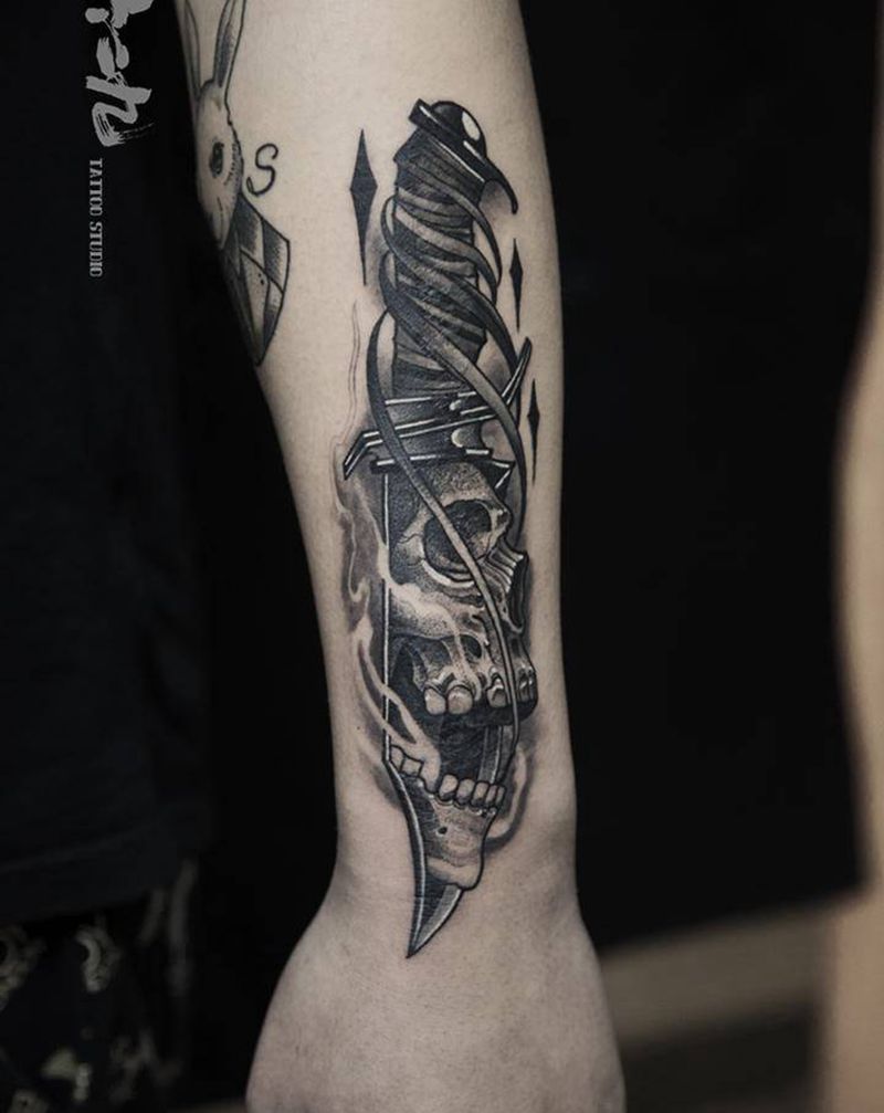 骷髅遮盖疤痕纹身图片_手臂欧美写实纹身图案