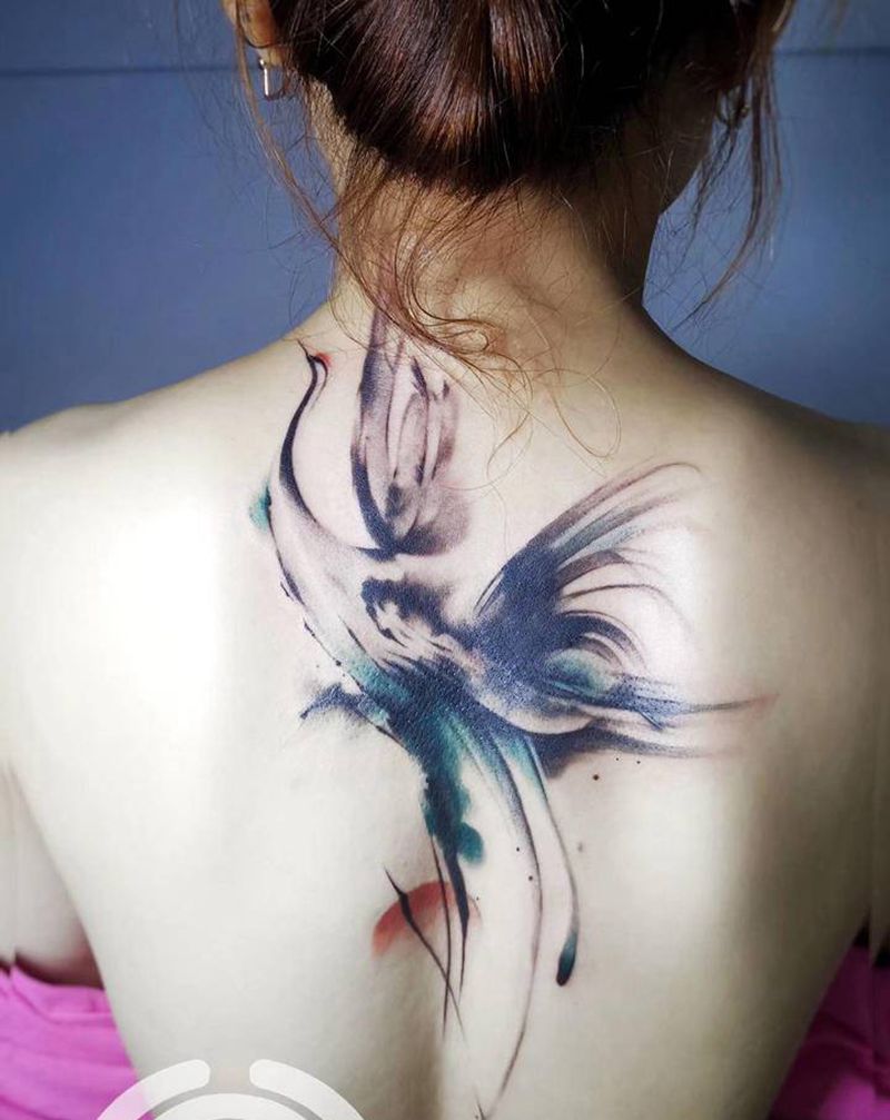 旧纹身遮盖纹身图片_背部纹身图案