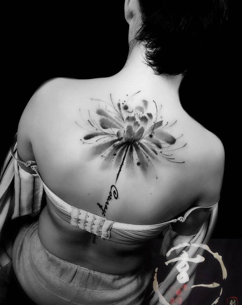 彼岸花纹身图片_背部纹身图案