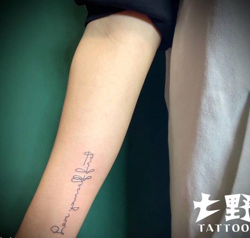 小英文纹身图片_手臂纹身图案
