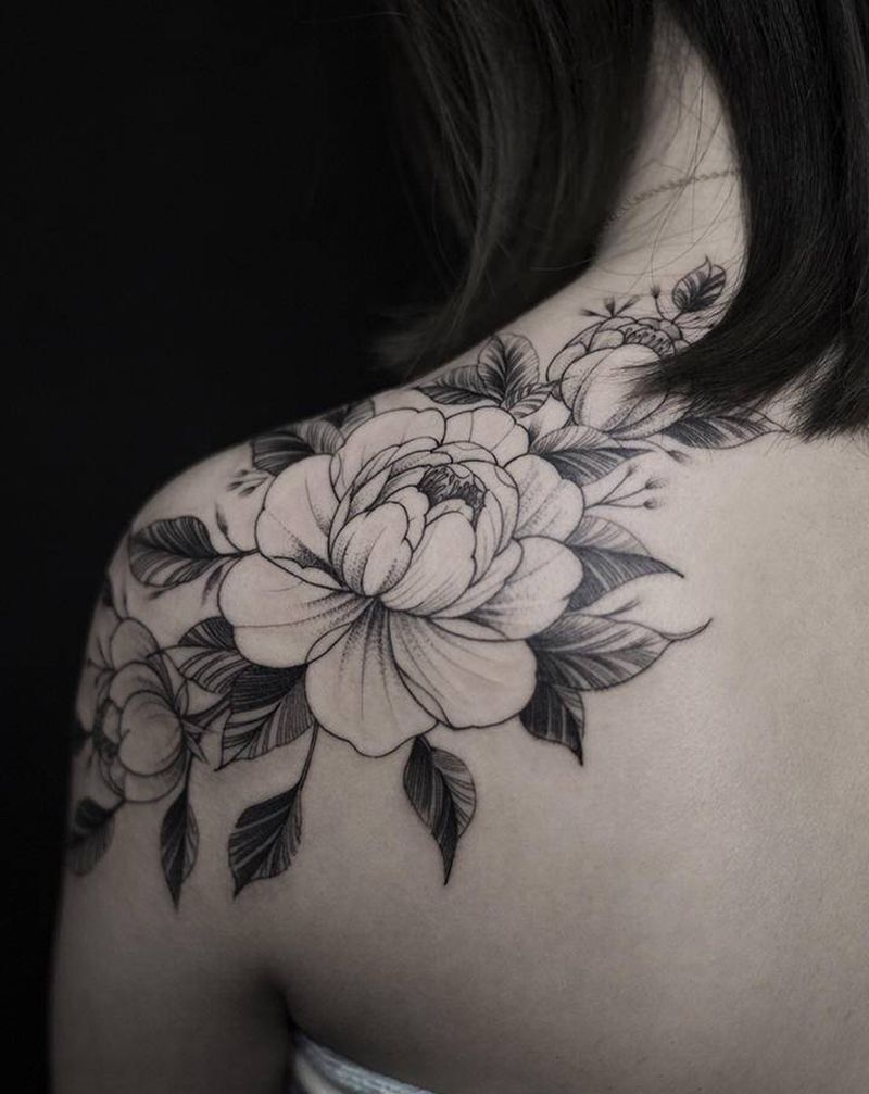 肩花素花纹身图片_背部纹身图案