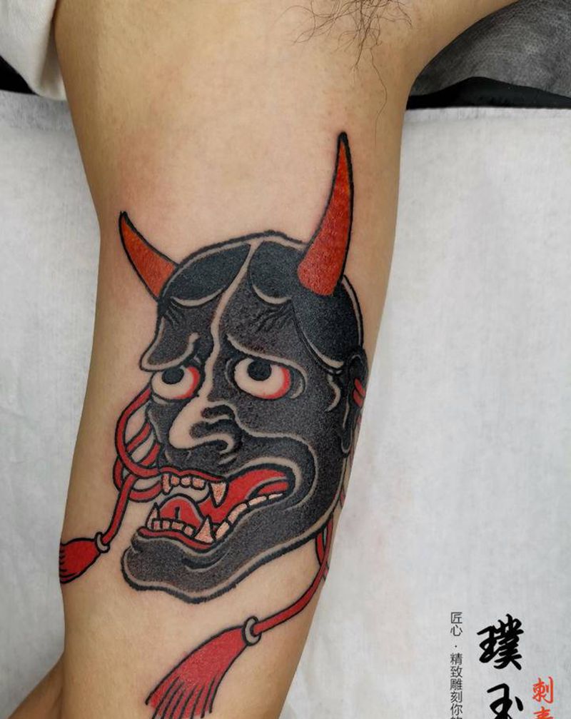 圆叁刺纹身图片_手臂老传统般若纹身图案