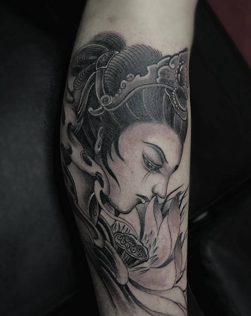 艺妓纹身图片_腿部新传统纹身图案