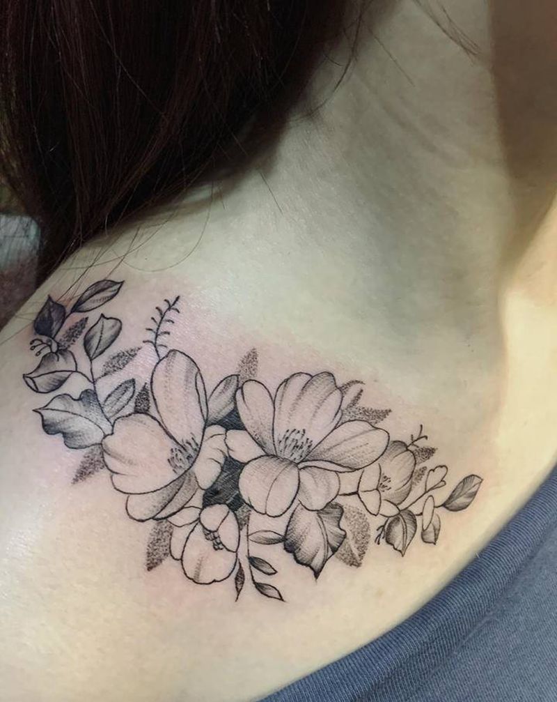 素花纹身图片_肩部纹身图案