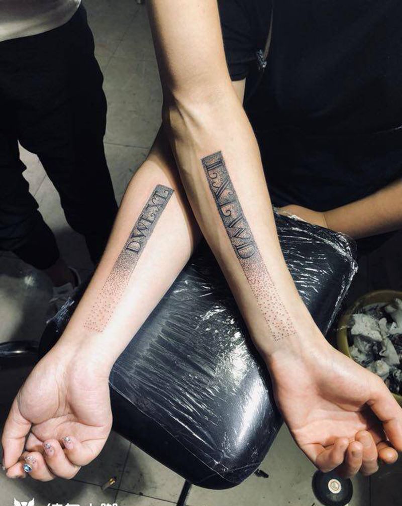 情侣纹身纹身图片_点刺纹身图案