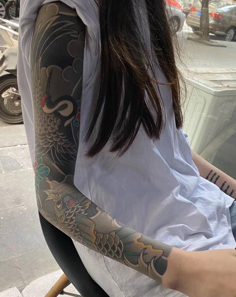 随拍纹身图片_手臂老传统纹身图案