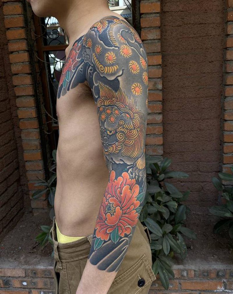 唐狮牡丹（恢复半年后）纹身图片_手臂胸部老传统唐狮牡丹纹身图案