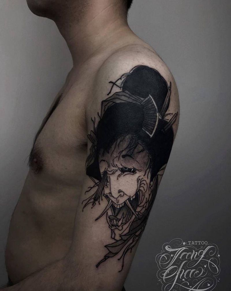 黑暗料理暴力遮盖纹身图片_手臂新传统纹身图案