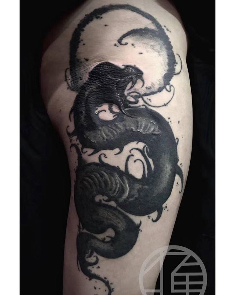 暗黑蛇/完纹身图片_腿部纹身图案