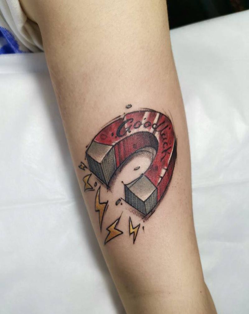 细活儿细品纹身图片_手臂New School磁铁纹身图案