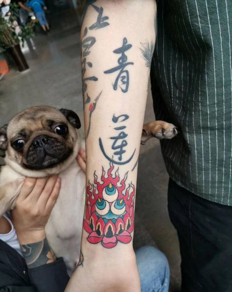 圆三作品恢复后纹身图片_手部老传统宝珠纹身图案