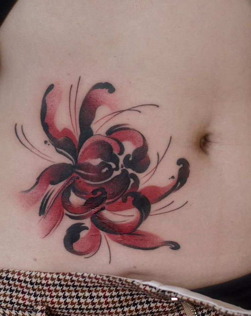 彼岸花纹身图片_腹部水墨水彩纹身图案