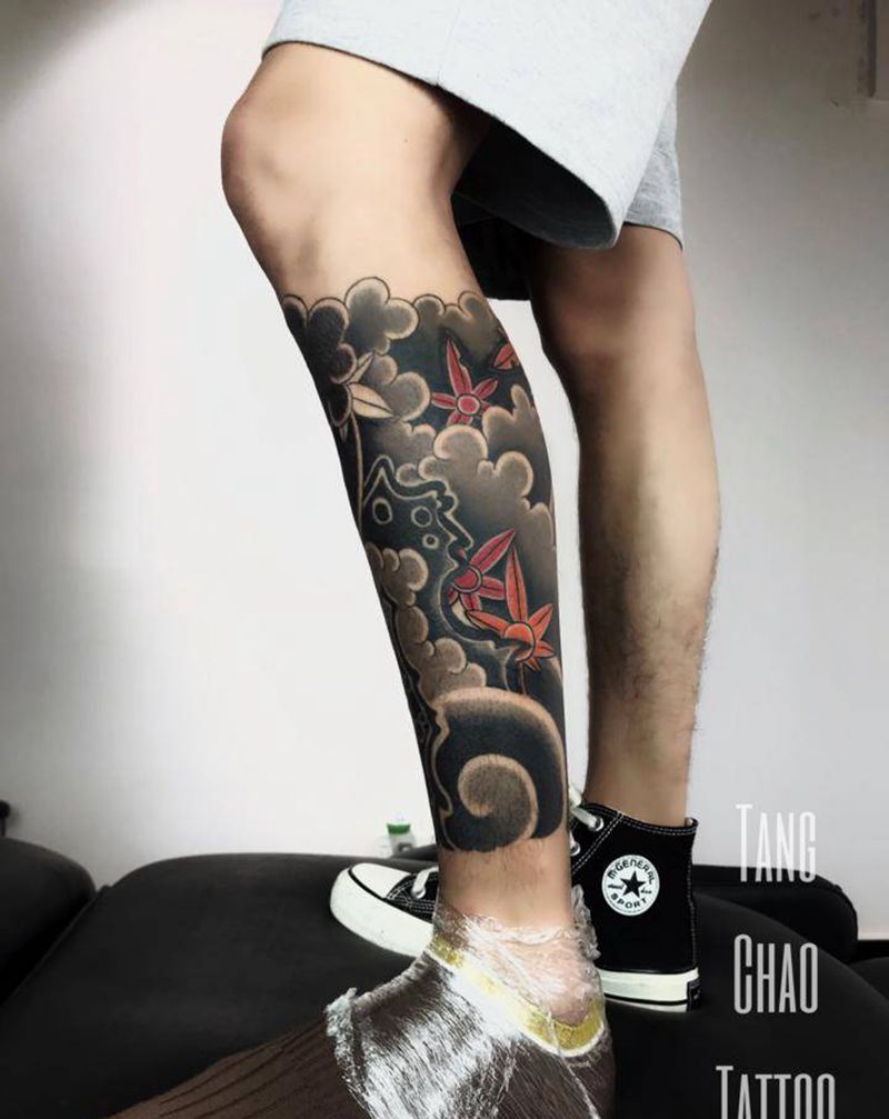 红枫纹身图片_腿部老传统纹身图案