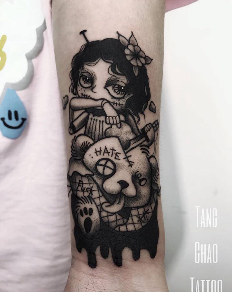 提线木偶之粉碎暴力熊纹身图片_手臂Old School纹身图案