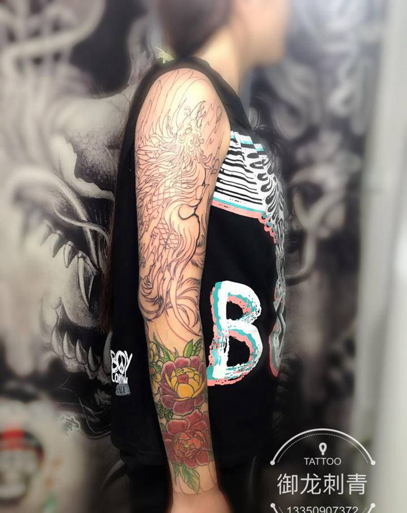 拼接花臂未完待续纹身图片_新传统纹身图案