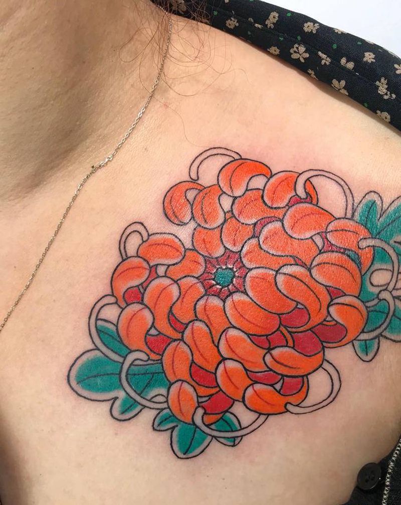 传统菊纹身图片_胸部老传统纹身图案