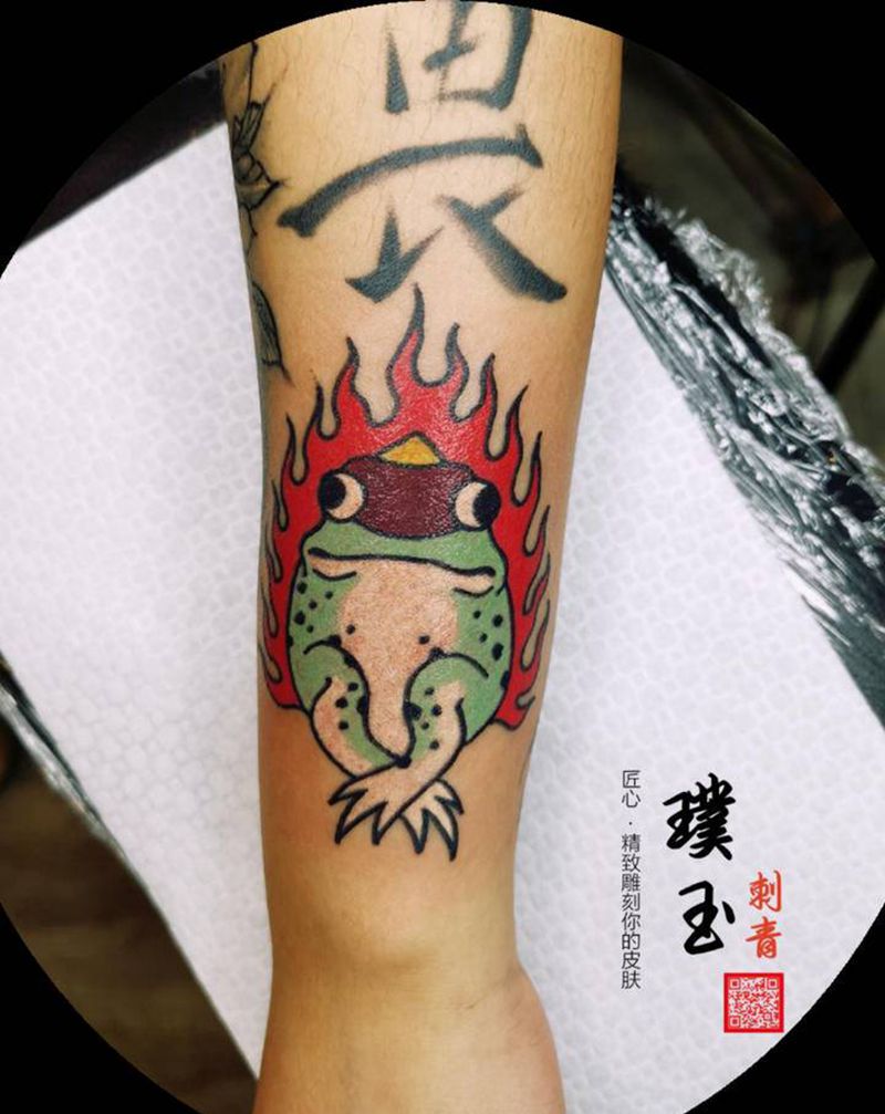 蛙纹身图片_手臂老传统蛙纹身图案