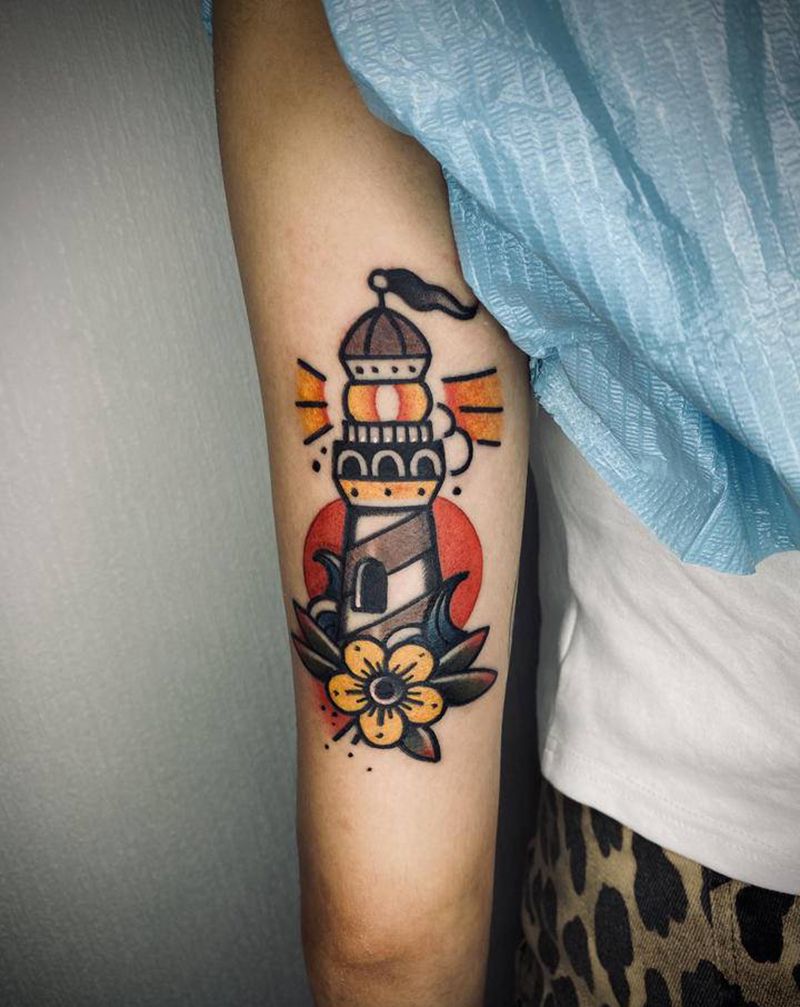 灯塔纹身图片_手臂Old School灯塔纹身图案