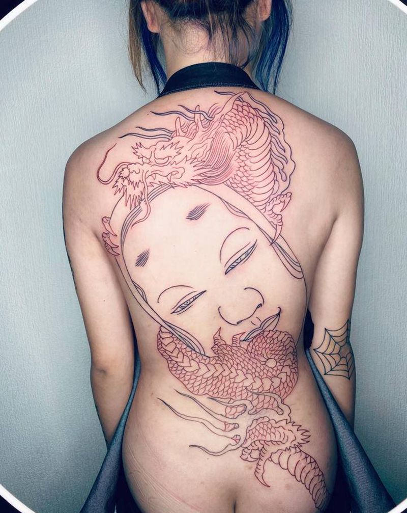 面具纹身图片_背部老传统纹身图案