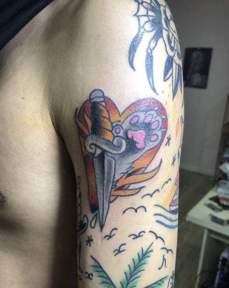 欧美第二张是正在恢复的照片纹身图片_Old School纹身图案