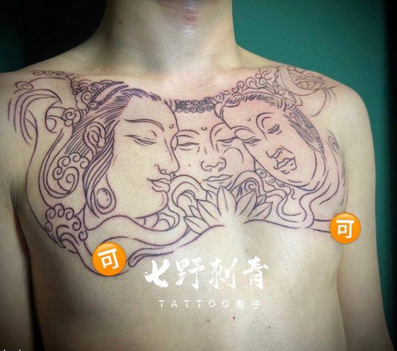 顾客自带图纹身图片_胸部纹身图案