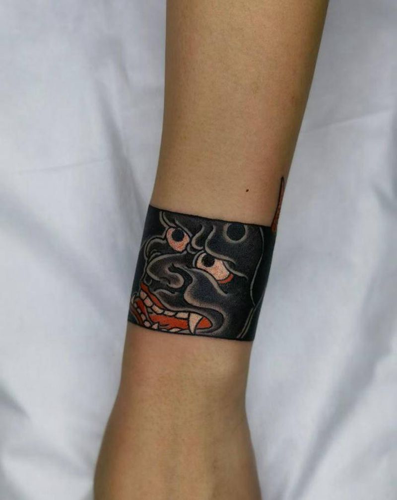 般若环儿纹身图片_手部手臂老传统般若纹身图案