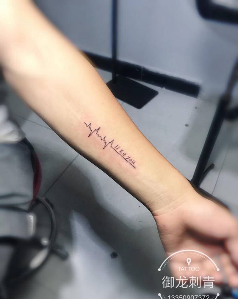 各种小图纹身图片_手部老传统新传统纹身图案