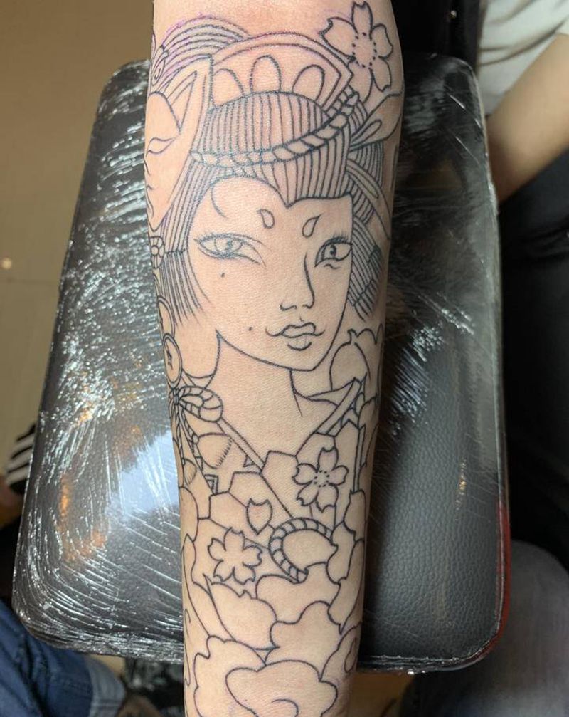 不一样的艺妓纹身图片_手臂纹身图案