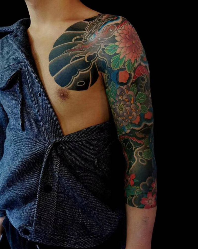 菊花蛇 修改纹身图片_手臂老传统纹身图案