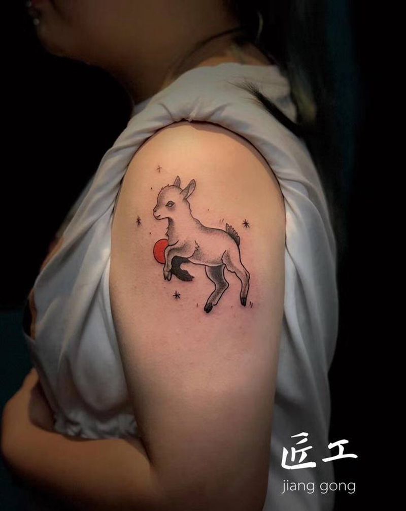 羊纹身图片_手臂Old School纹身图案