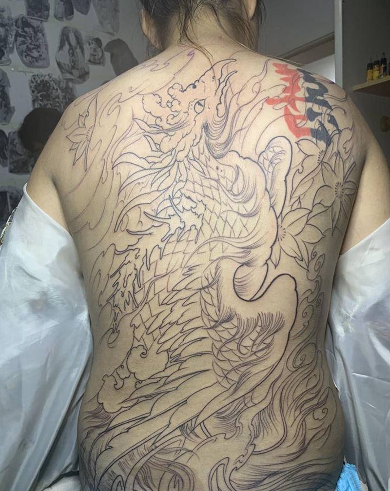 凤凰纹身图片_背部新传统纹身图案