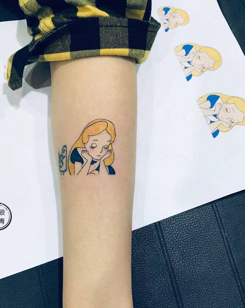 爱丽丝纹身图片_手部纹身图案