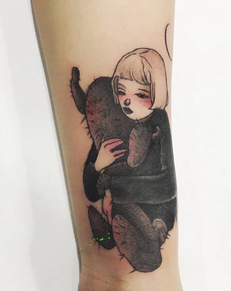 仙人掌女孩纹身图片_New School纹身图案