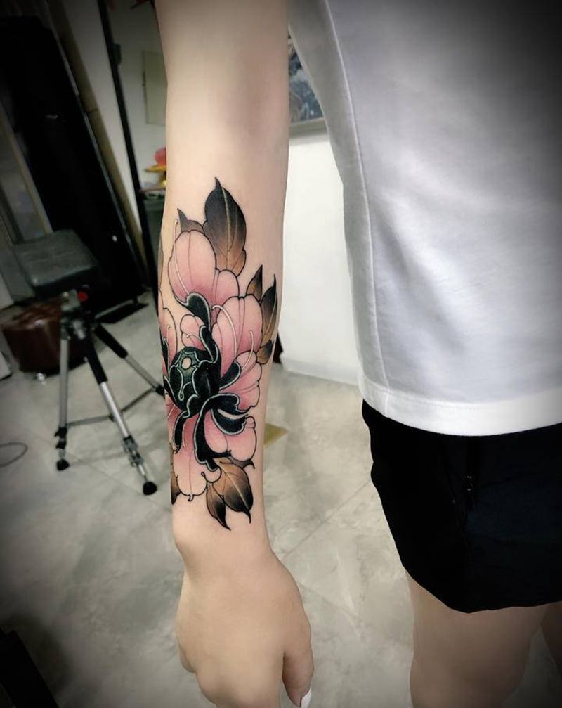 牡丹花纹身图片_手部纹身图案