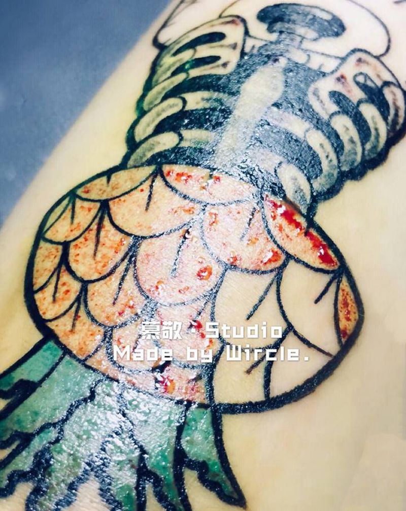 原创菠萝纹身图片_腿部New School老王制造纹身图案