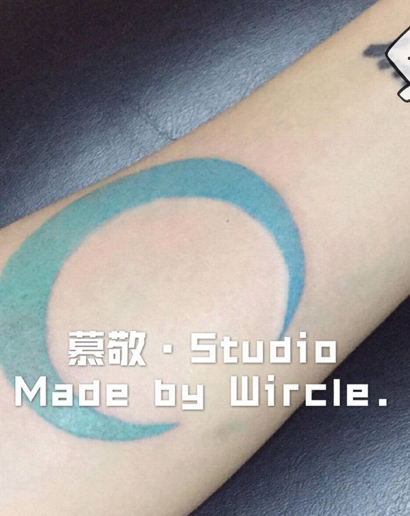 手臂 / 月亮纹身图片_手臂纹身图案