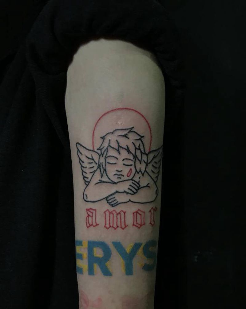 小天使纹身图片_手臂纹身图案