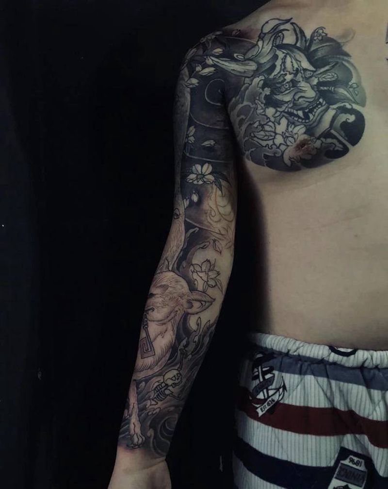 花臂纹身图片_手臂胸部纹身图案