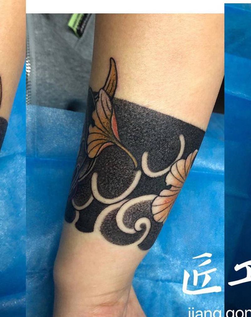 般若臂环纹身图片_手臂老传统新传统纹身图案