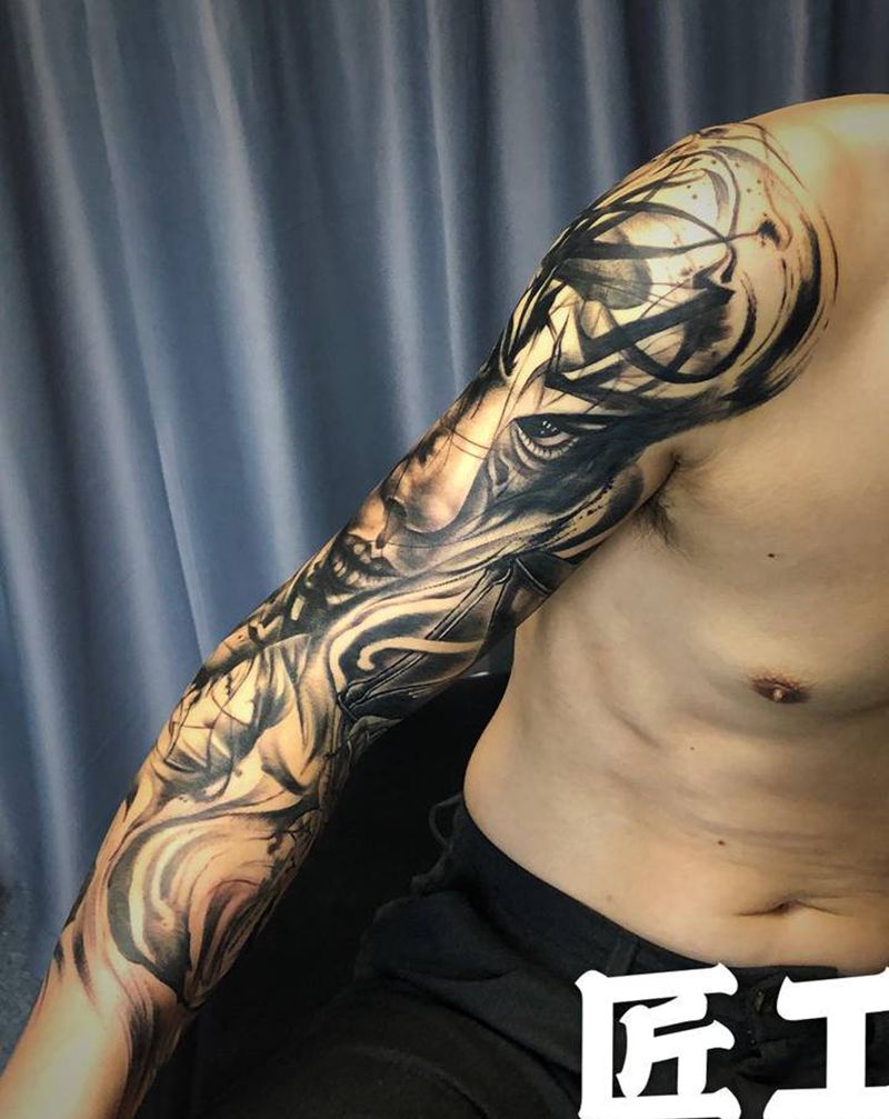 无题纹身图片_手臂欧美写实纹身图案