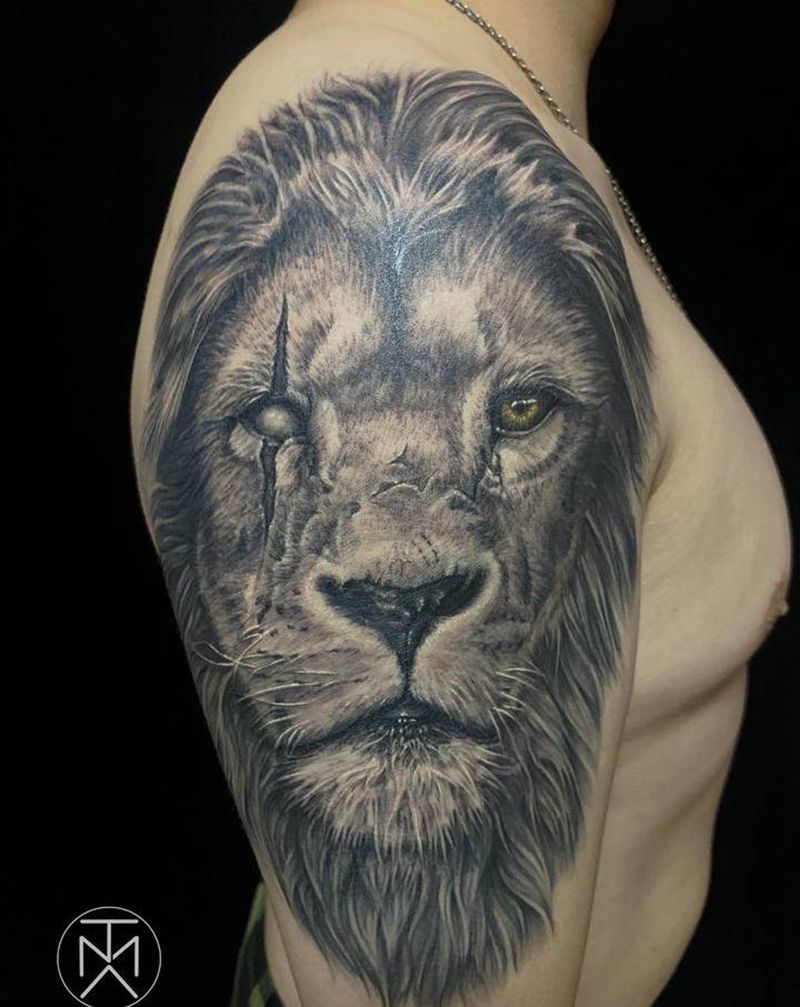 大臂狮子纹身图片_手臂肩部欧美写实狮子动物纹身图案