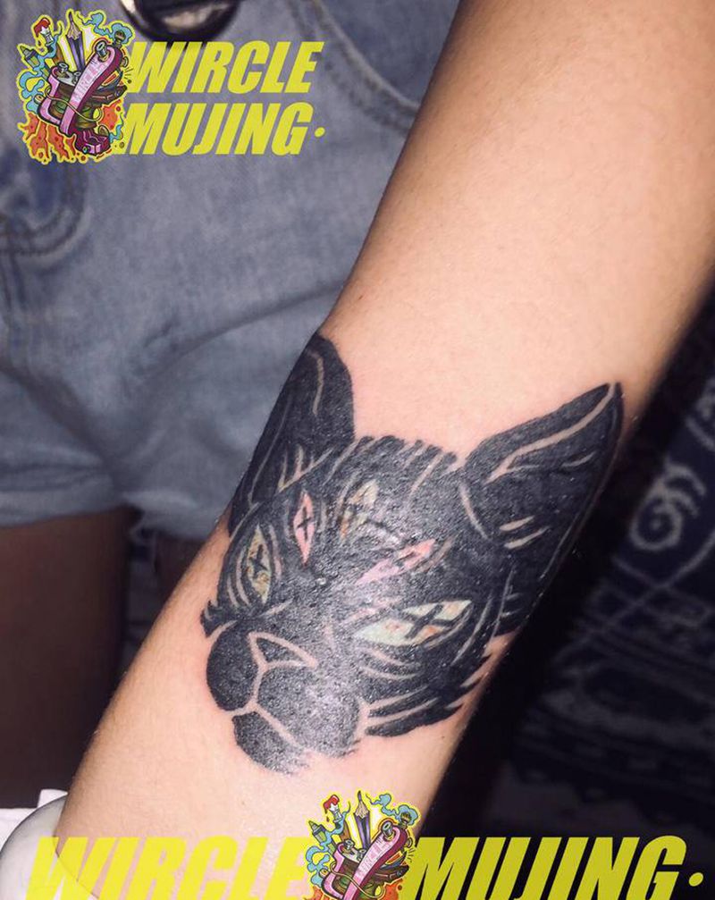 是个疤 / 遮盖纹身图片_手臂暗黑纹身图案