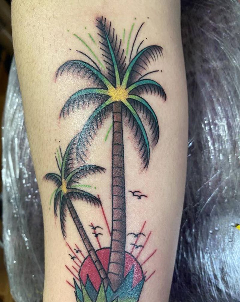 椰子树纹身图片_手臂Old School纹身图案