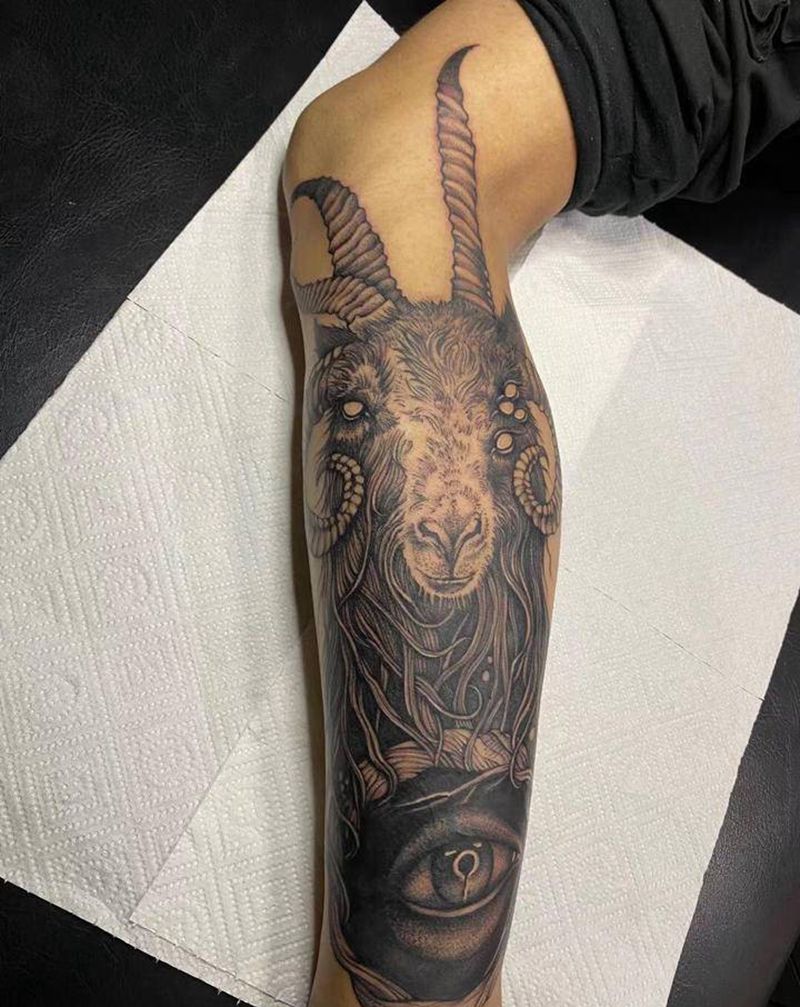 撒旦纹身图片_腿部点刺纹身图案