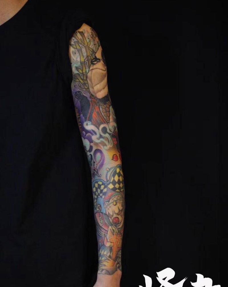 newschool花臂纹身图片_手臂New School纹身图案