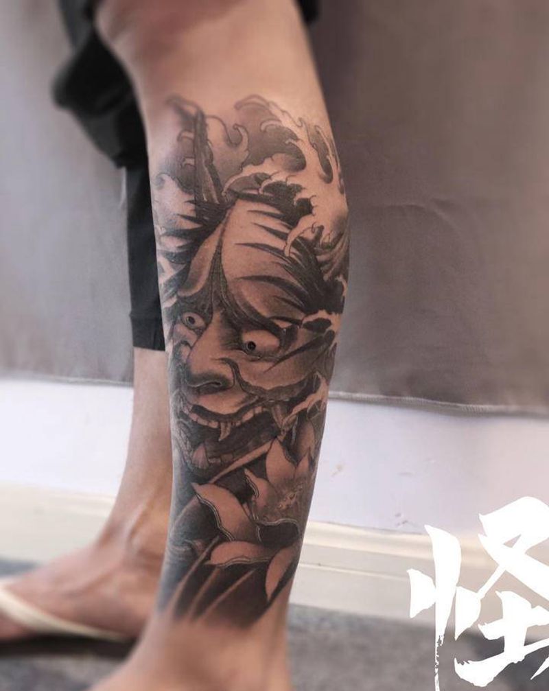 传统纹身纹身图片_脚部新传统纹身图案