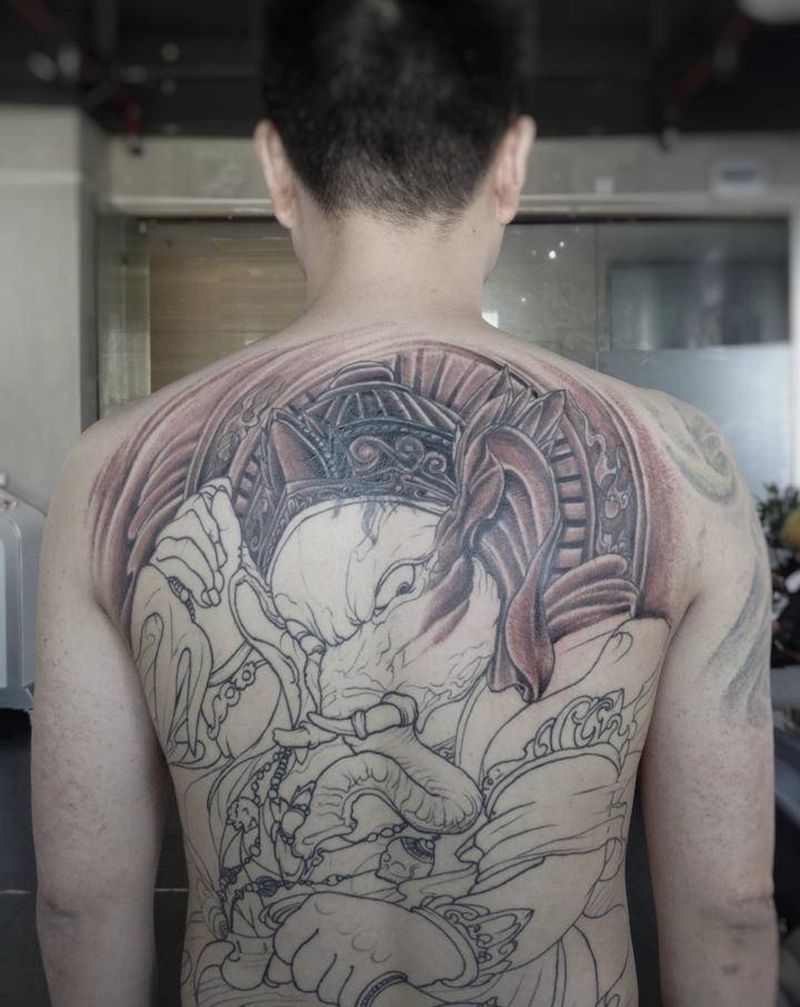 满背象神，未完成纹身图片_背部新传统象神纹身图案