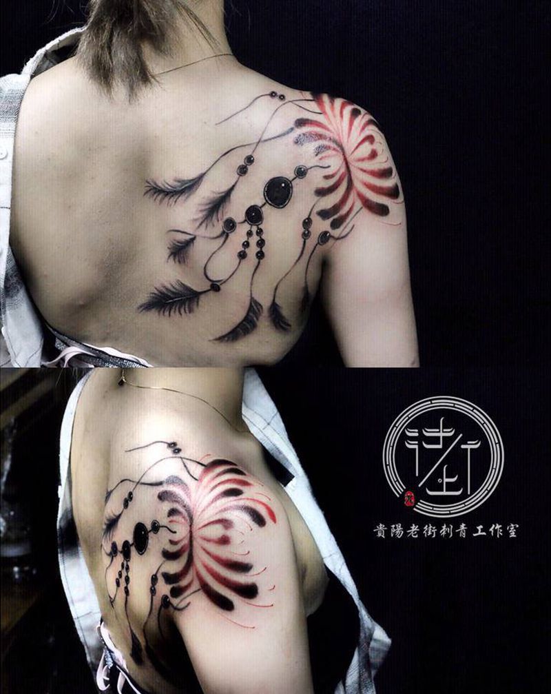 翔子作品，彼岸网。纹身图片_肩部背部水彩彼岸花捕梦网纹身图案