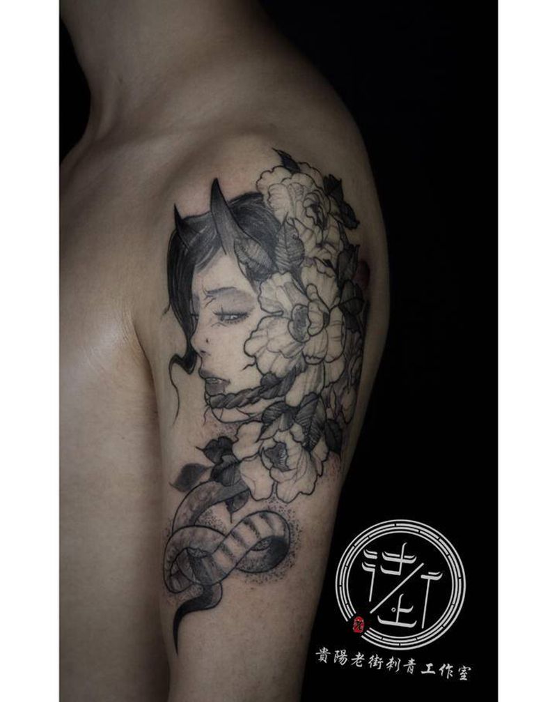 翔子作品，欧美女头。纹身图片_手臂点刺女头纹身图案