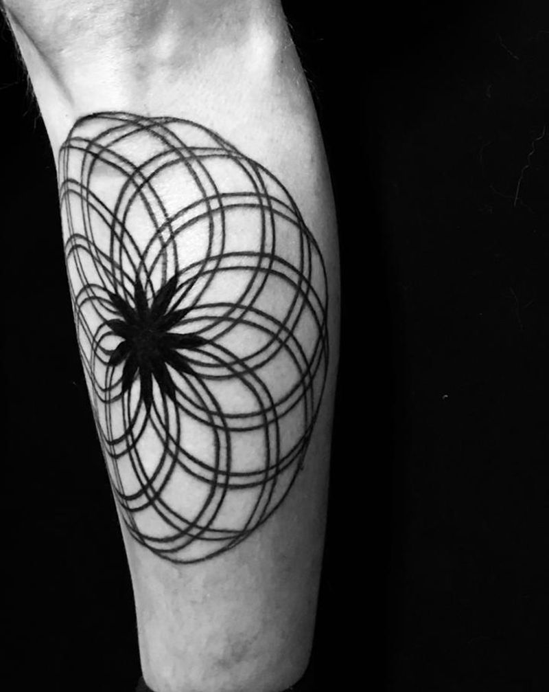 宇宙的觉醒纹身图片_几何宇宙纹身图案